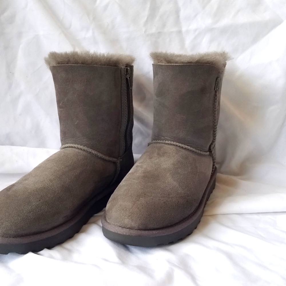 Kirkland Signature Winter Boots Womens 7